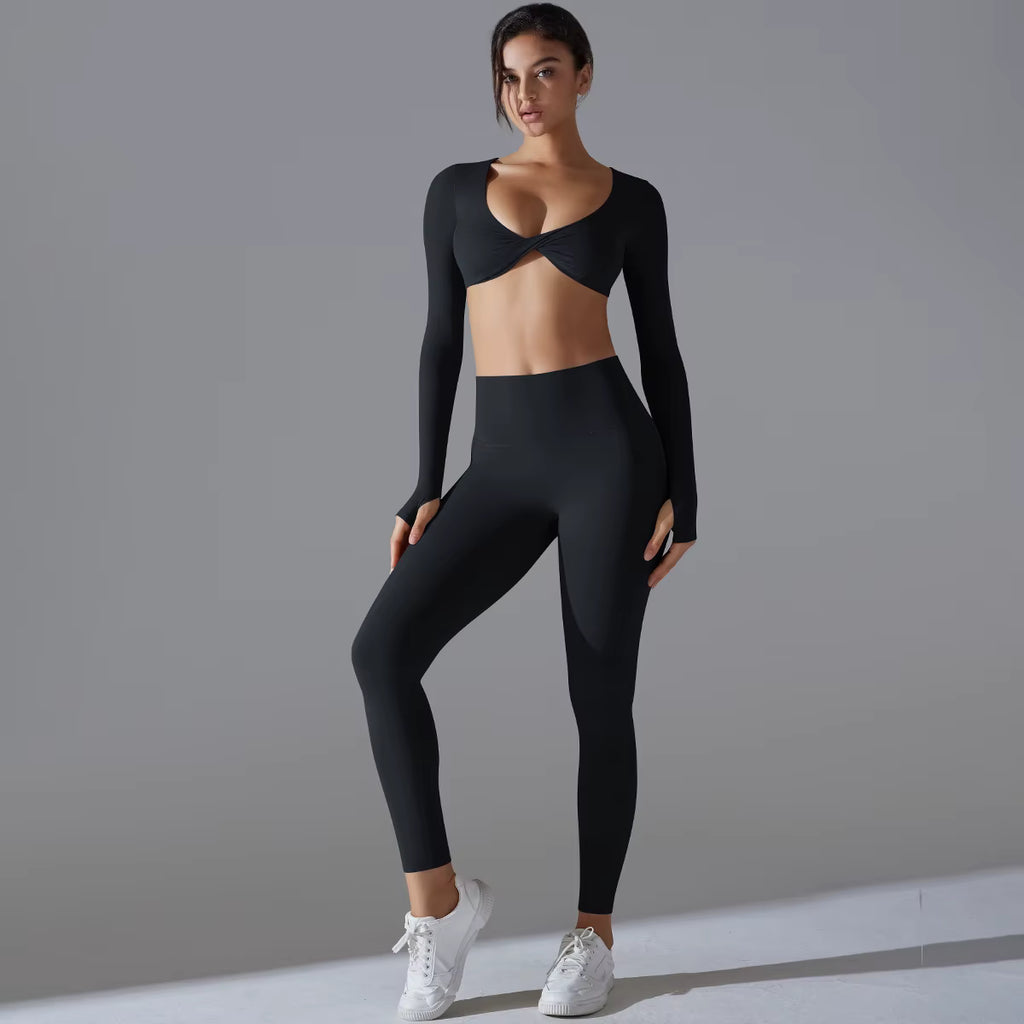 2025 New Design Women Long Sleeves Workout Outfit Sports Wear Yoga Suits Scrunch Leggings Yoga Set