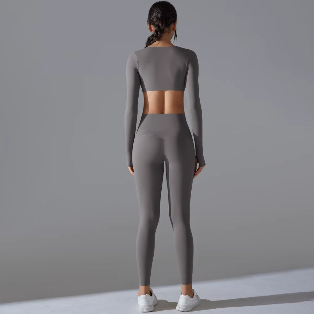2025 New Design Women Long Sleeves Workout Outfit Sports Wear Yoga Suits Scrunch Leggings Yoga Set